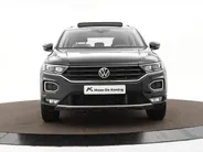Volkswagen T-Roc 1.5 TSI 150pk DSG Sport · Panoramadak · Camera · Keyless · Apple/Android Car Play · Navigatie · Dodehoek Detectie · 17'' Inch ·