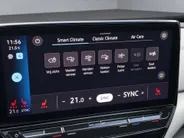 Volkswagen ID.4 City 52 kWh 170pk · SOH 90,9% · Panoramadak · Camera · Keyless · Stuur- & Stoelverwarming · Apple/Android Car Play · Draadloze Telefoonlader ·