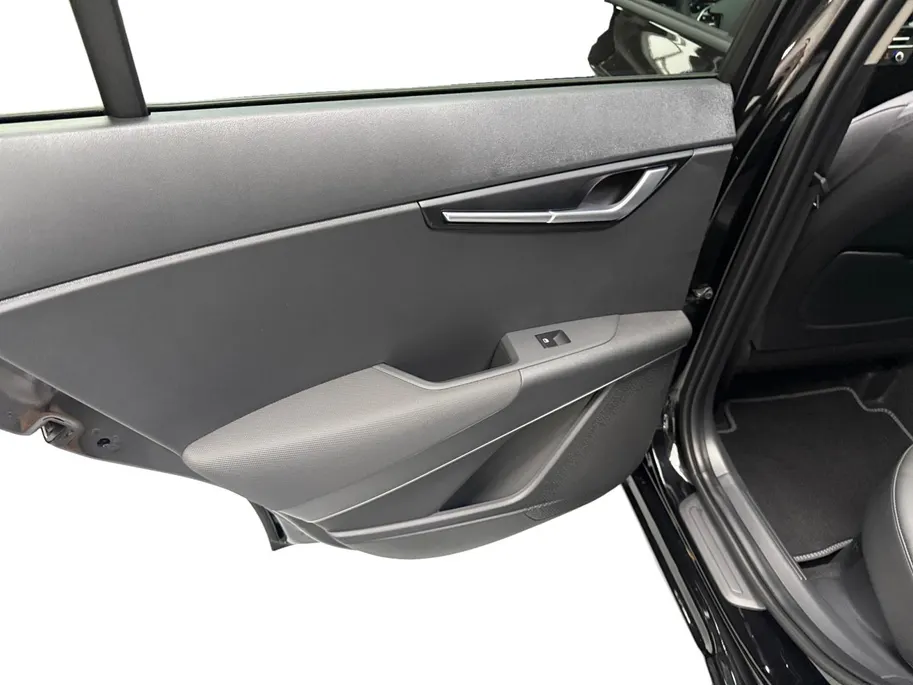 Kia Niro 1.6 GDi Hybrid DynamicPlusLine Stoel/stuur verwarming | Schuif Kanteldak | Elektrische achterklep