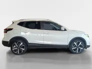 Nissan QASHQAI 1.3 DIG-T Premium Edition | Nappa lederen bekleding | Trekhaak | 1500kg trekgewicht | Pro-pilot | 360grd camera | PDC voor en achter | Climate controle | All season banden | Stoel verwarming |