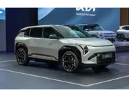 Kia EV3 GT AWD 81.4 kWh Launch control | Elektronisch adaptief onderstel met road-preview | 20' lichtmetalen GT-velgen