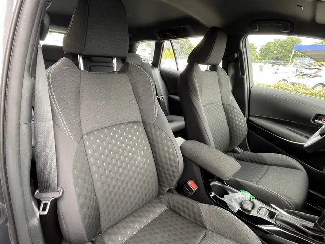 Toyota Corolla Touring Sports Hybrid 140 Active