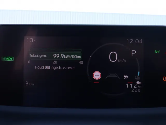 Toyota bZ4X Touring Dynamic 75 kWh | 360 Camera | Stoel/Stuur Verwarming
