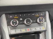 Škoda Karoq 1.0 TSi Style Business NL Auto | Trekhaak | Canton Sound | Stoelverwarming | Elektr. kofferklep | Etc.