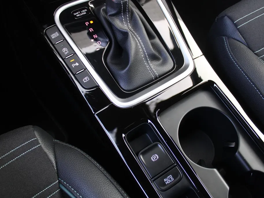Kia Ceed Sportswagon 1.0 T-GDi MHEV Design Edition | Stuur-/stoelverwarming | Cruise adapt. | Camera | 16' LM | Dodehoekdetectie | JBL audio | LED |