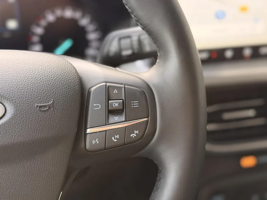 Ford Focus Wagon 1.0 EcoBoost Hybrid Titanium TREKHAAK I  DRIVER ASSISTANCE PACK I WINTER PACK I APPLE CARPLAY / ANDROID AUTO I