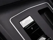 Volkswagen Golf Variant 1.5eTSI/150PK DSG Life Edition · Trekhaak · Camera · Navigatie · Apple/Android Car Play · Stoelverwarming · Garantie t/m 09-09-2027