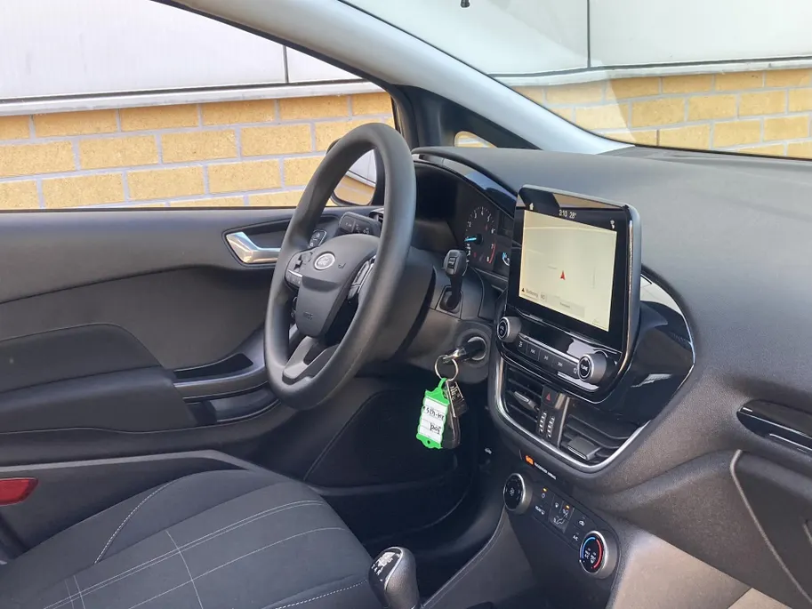 Ford Fiesta 1.1 85 pk Trend 5-deurs Styling Pack - Navigation Pack - Driver Assistance Pack