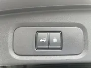 Nissan QASHQAI 1.3 MHEV Xtronic N-Connecta 158PK AUTOMAAT |+ Cold Pack + Easy Pack | 1800KG Trekgewicht | Elektrische achterklep | Navigatie | Apple Carplay & Android Auto | Pro Pilot (Adaptive Cruise Control) | Climate Control | Stoel- stuur en voorruitverarming |