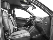 Volkswagen Tiguan 1.4 TSI 245pk DSG eHybrid R-Line Business · Apple/Android Car Play · Wegklapbare Trekhaak · Alarm · Dodehoek Detectie · Stoel-& Stuurverwarming · 19'' Inch ·