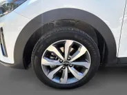 Kia Stonic 1.0 T-GDi MHEV DynamicPlusLine | Automaat | Cruise Control | Climate Control | Stoelverwarming | Stuurverwarming | Camera | Privacy Glass |