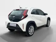 Toyota Aygo X 1.0 VVT-i MT Play | Carplay | Airco | Parkeercamera | Adapt. Cruise Control