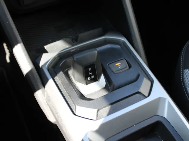 Dacia Duster 1.8 hybrid 155 limited edition *DEMONSTRATIEWAGEN*