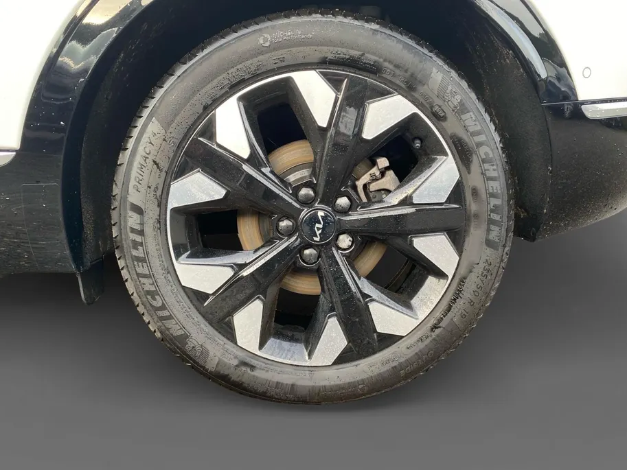 Kia Sportage 1.6 T-GDi Plug-in Hybrid AWD DynamicPlusLine | PHEV | 360 graden camera | Keyless | navigatie | Elektrische achterklep | Stoel-en stuurverwarming
