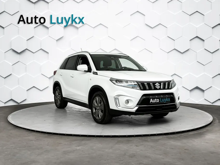 Suzuki Vitara 1.5 Hybrid Select Automaat | Apple Carplay/Android Auto | Adaptieve Cruise Control | Parkeercamera