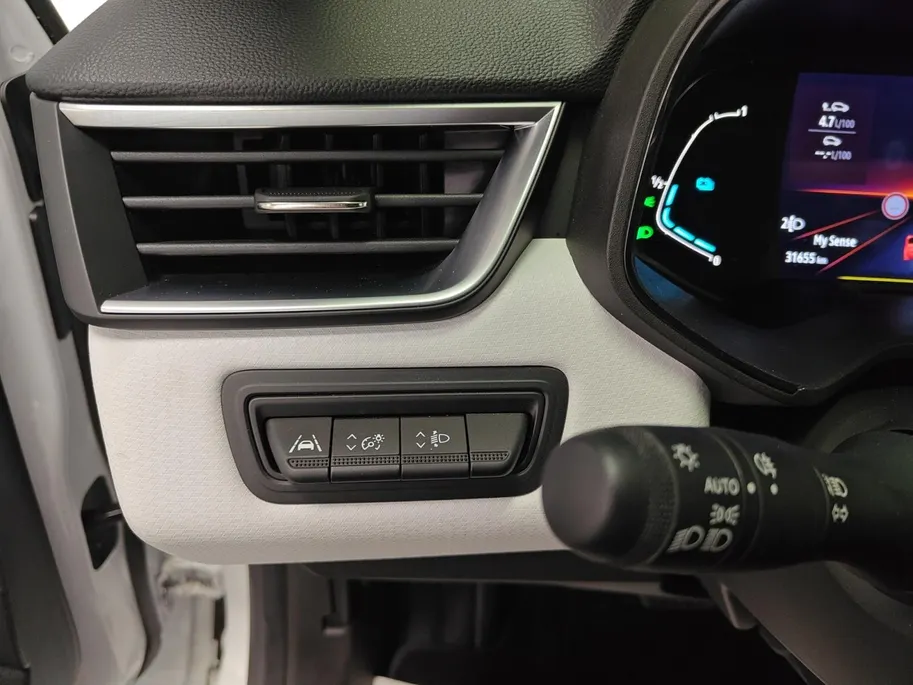 Renault Clio 1.6 E-Tech Hybrid 145 Techno AUTOMAAT NAVI AIRCO APPLE CARPLAY ANDROID AUTO CRUISE CONTROLE LM VELGEN PARKEERSENSOREN ZEER MOOIE AUTO