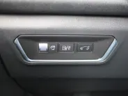 Lynk & Co 01 1.5 | PHEV | Trekhaak | Stoelverwarming | Elek. stoelverstelling + achterklep | Pano dak | Dodehoek detectie | Camera | 20' LM | HK Audio |