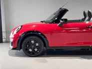 MINI Cooper Cabrio 2.0 Cooper C John Cooper Works