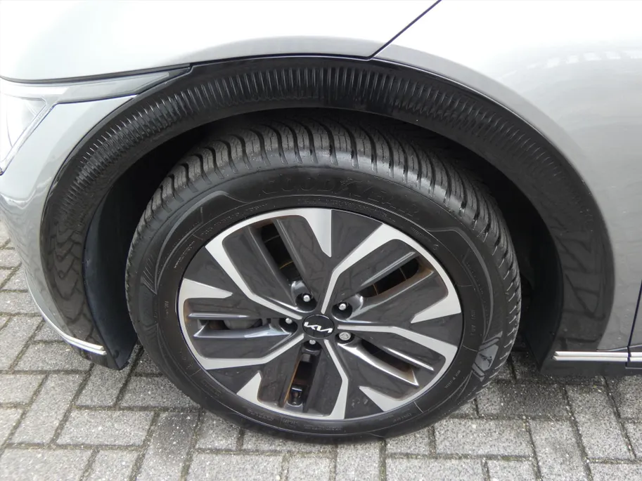 Kia EV6 77,4kWh 229 PK EV6 Plus / Trekhaak !!!