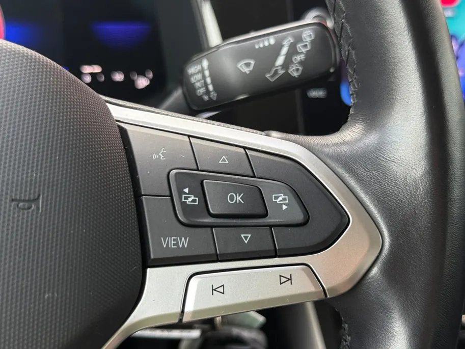 Volkswagen Polo 1.0 TSI R-Line Apple/Android | Camera | cruise control