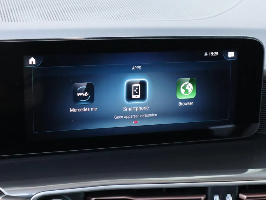 Mercedes-Benz EQC 400 4MATIC Business Solution AMG 80 kWh l Trekhaak l Keyless l Stoelverwarming