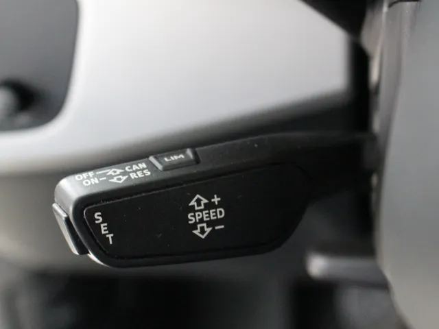 Audi A4 Avant 35 TFSI Pro Line Navigatie | Parkeersensoren | All Season Banden | Dealeronderhouden