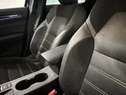 Renault Arkana 145PK E-Tech Hybrid E-Tech Engineered Automaat | 9,3' Navi | Digital Cockpit | Apple CarPlay/Android Auto | Climate Control | Adaptive Cruise Control | Full LED | Leder | Stoelverwarming |