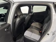 Renault Clio 145PK E-Tech Full Hybrid Techno Automaat Automaat | Digital Cockpit | 9,3'' Navi | Climate Control | Apple CarPlay/Android Auto | Camera | Cruise Control | Armsteun | Lichtmetalen Velgen