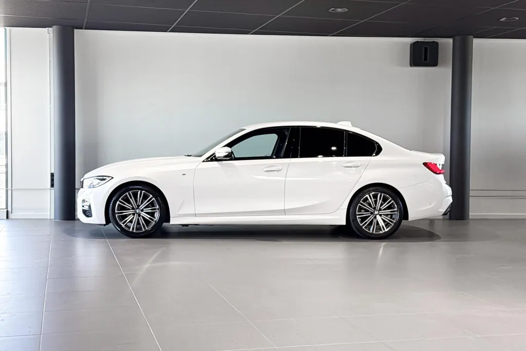 BMW 3 Serie Sedan 318i
