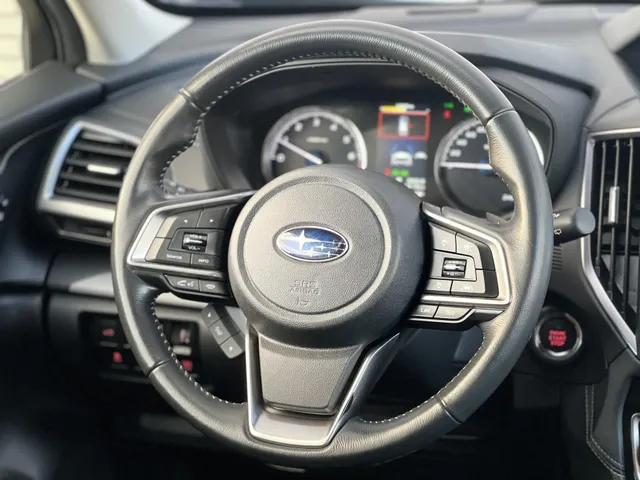 Subaru Forester 2.0i e-BOXER Luxury Automaat | Apple Carplay & Android Auto |