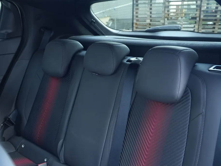 Alfa Romeo Junior Elettrica Speciale 54 kWh | Schuifdak | Carplay | 18'