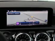 Mercedes-Benz CLA 180 Business Solution AMG l Trekhaak l Panoramadak l stoelverwarming