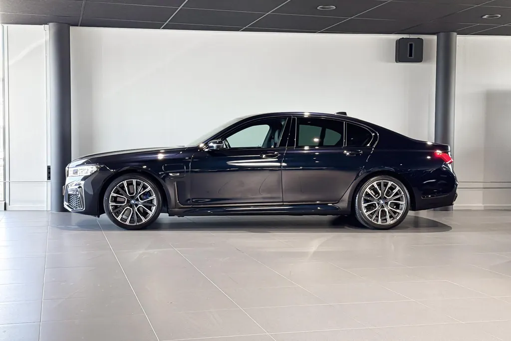 BMW 7 Serie 745e High Executive