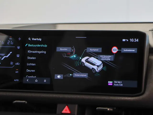Kia Seltos 1.6 GDi Hybrid X-Line