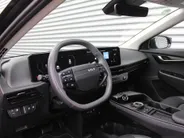 Kia EV6 Light Edition 63 kWh | Stuur-/stoelverwarming | Camera | 19' LM | LED | Cruise adapt. | Clima | Draadloze telefoonlader | 17% bijtelling |