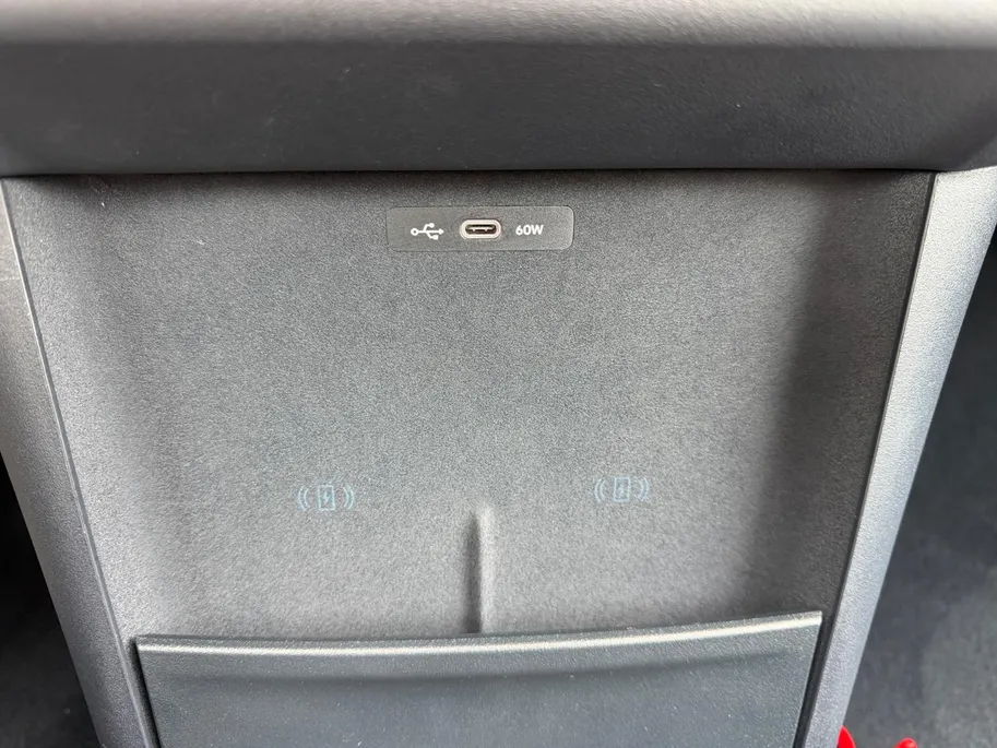 Lynk & Co 02 More 66 kWh 360 Camera | Panodak | Addaptive cruise control | Stuur + stoelverwarming | Rest fabrieksgarantie