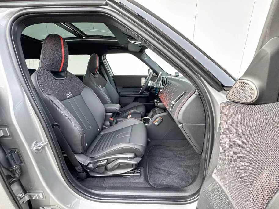 MINI Countryman Electric E John Cooper Works L 66.5 kWh