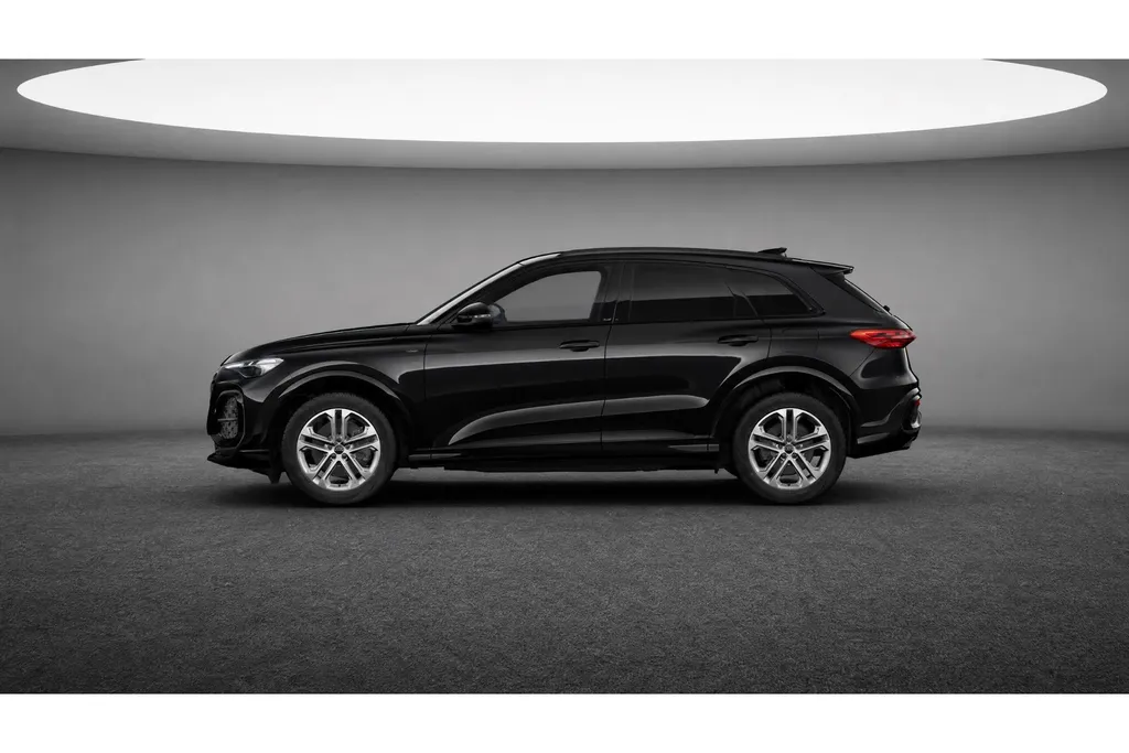 Audi Q5 2.0 TFSI e-hybrid quattro S edition 299 PK · Tech plus · B&O premium 3D · MMI bijrijdersdisplay