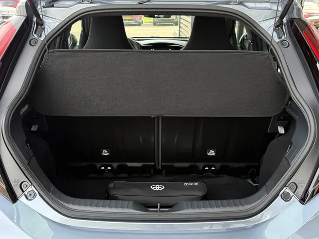 Toyota Aygo X Hybrid 115 play