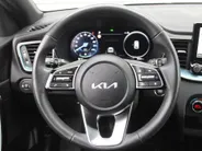 Kia Ceed Sportswagon 1.0 T-GDi MHEV Design Edition | Stuur-/stoelverwarming | Cruise adapt. | Camera | 16' LM | Dodehoekdetectie | JBL audio | LED |