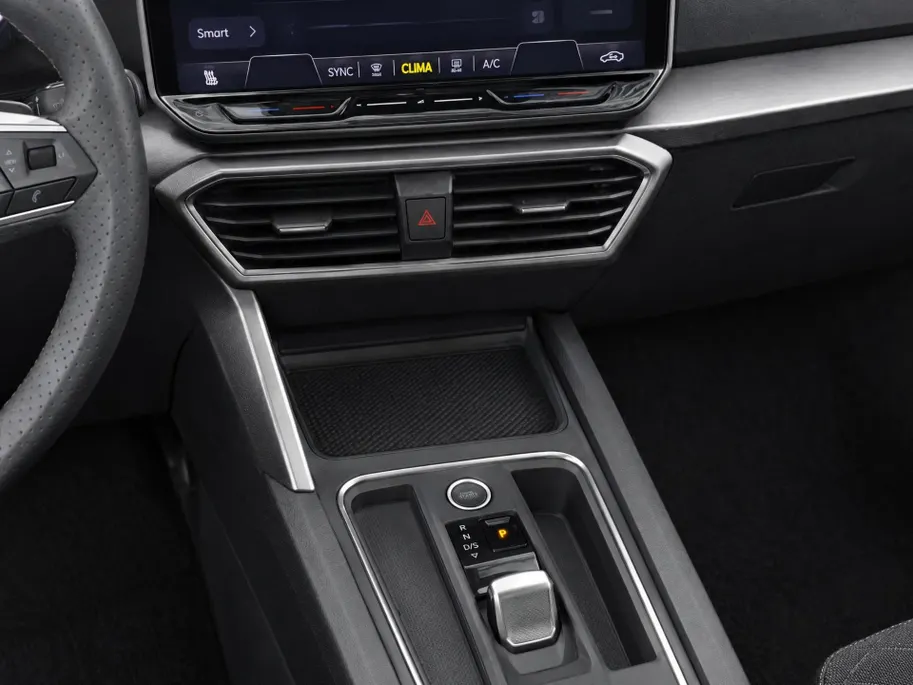 SEAT Leon FR Business 1.5 TSI eHybrid 150 kW / 204 PK Hatchb | 18 Inch | Matrix LED | Trekhaak | 5000,- HERWAARDERING!!!