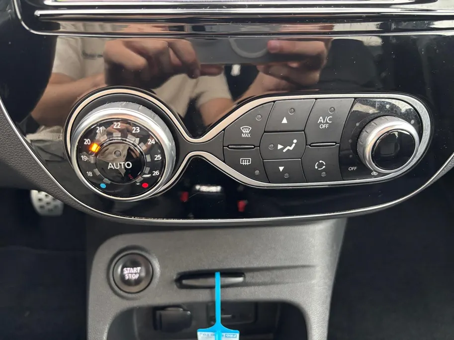 Renault Captur 0.9 TCe Edition One | Trekhaak | Stoelvw | Leder | Cruise | Camera | Navi |