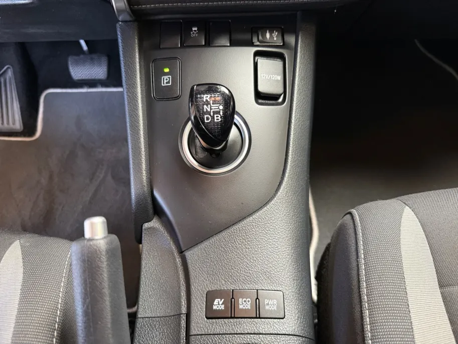 Toyota Auris 1.8 Hybrid Energy CAMERA | CLIMATE CONTROL