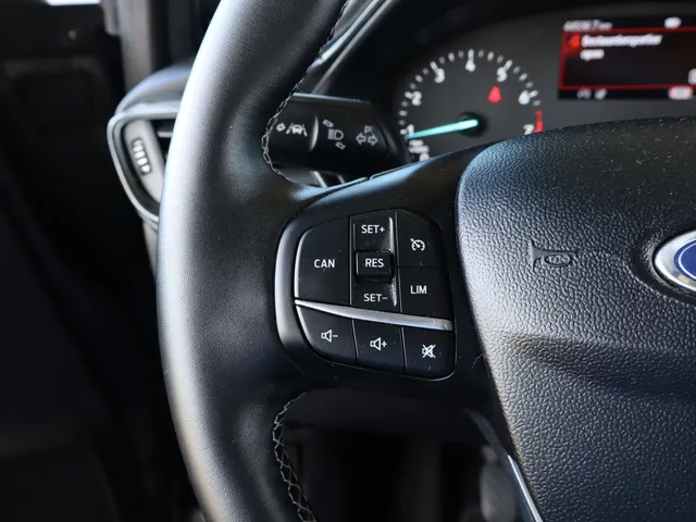 Ford Puma 1.0 EcoBoost Hybrid Titanium | Navigatie | Camera