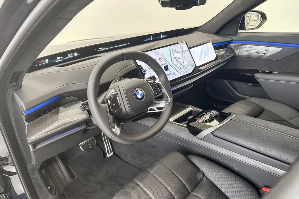 BMW i7 xDrive60 118.1 kWh