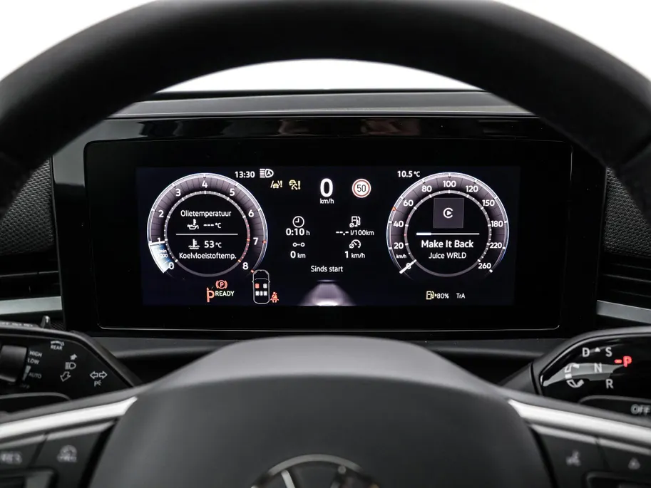 Volkswagen T-Roc Life First Edition 1.5 eTSI 116 PK 7 versn. DSG · Comfort pakket · Achteruitrijcamera ·