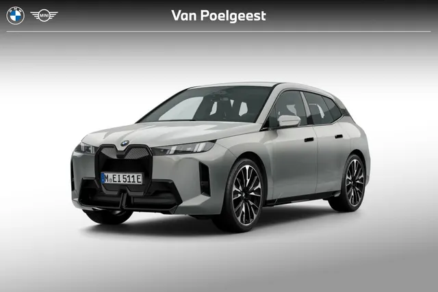 BMW iX