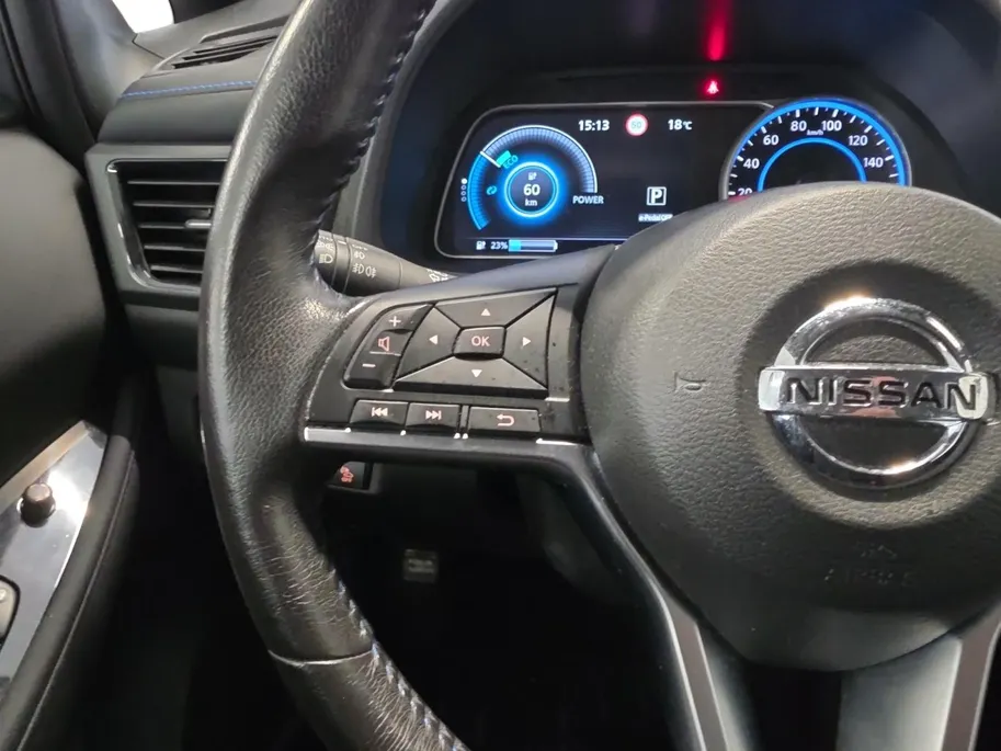 Nissan Leaf Acenta 40 kWh | Dealeronderhouden | 1 Eigenaar | NL Auto | Garantie t/m 2030!