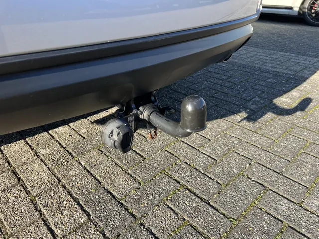 Subaru Forester 2.0 Luxury Automaat | Trekhaak | All Season Banden | Elek. Schuif/Kantel Dak | Adaptieve Cruise Control