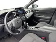 Toyota C-HR 1.8 Hybrid Executive Ultimate | 1e Eigenaar | Trekhaak | Achteruitrijcamera | Stoelverwarming | Dodehoek detectie | Adapt. Cruise Control | 12 maanden garantie! |